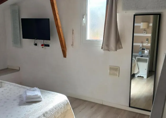 Tuscany Dreaming 3*